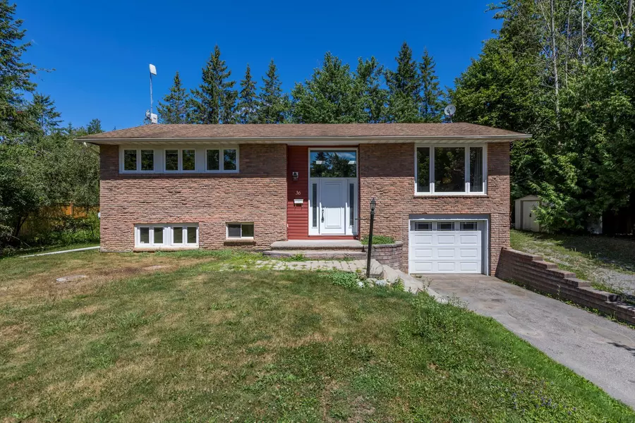 36 Emily Manor DR, Kawartha Lakes, ON K0L 2W0