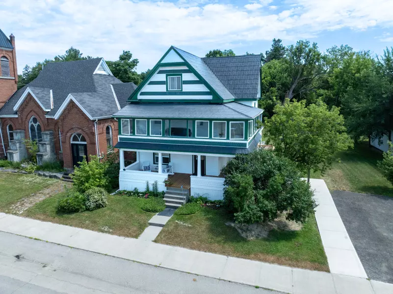 153 Main ST, Leeds And The Thousand Islands, ON K0H 2N0