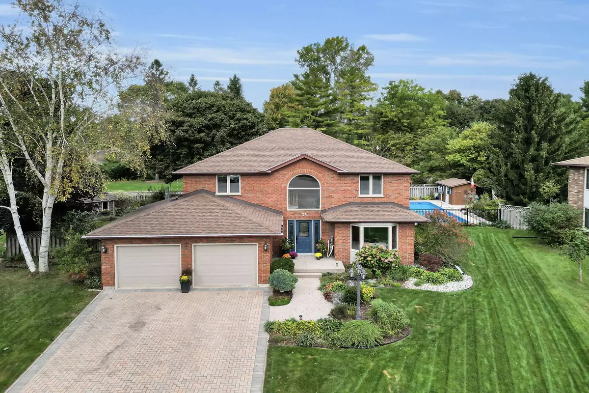 Middlesex Centre, ON N0L 1E0,33 HILLCREST CT