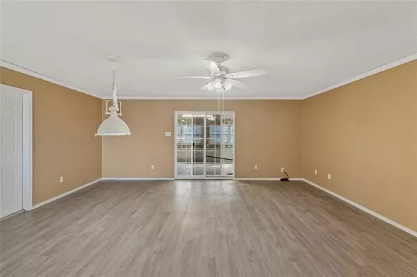 Dallas, TX 75211,646 Gallant Fox Drive