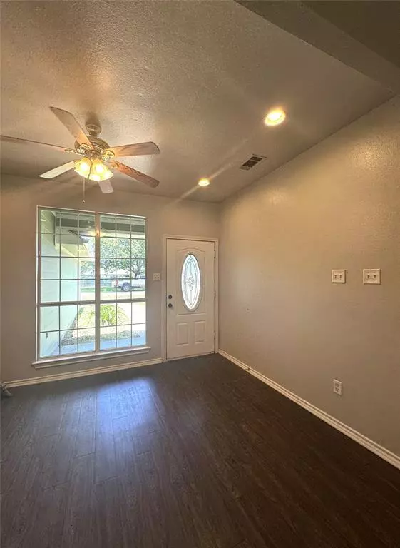 Gun Barrel City, TX 75156,325 Schooner Road