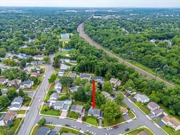 Edison Twp., NJ 08837,6 Zaydee Dr