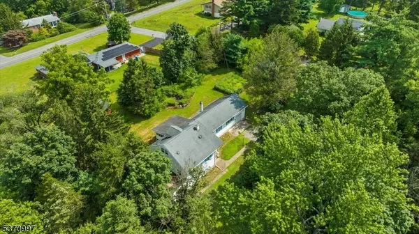 Holland Twp., NJ 08848,4 Center St.