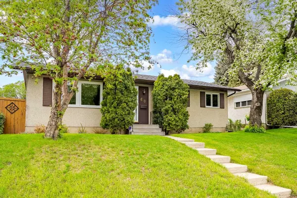 Calgary, AB T2A 2W6,60 Marbrooke CIR NE