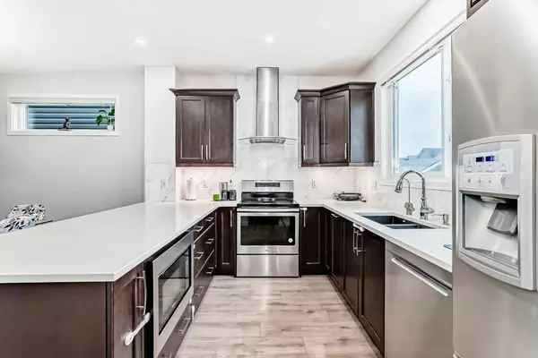 Calgary, AB T2X 4H5,59 Belmont GDNS SW