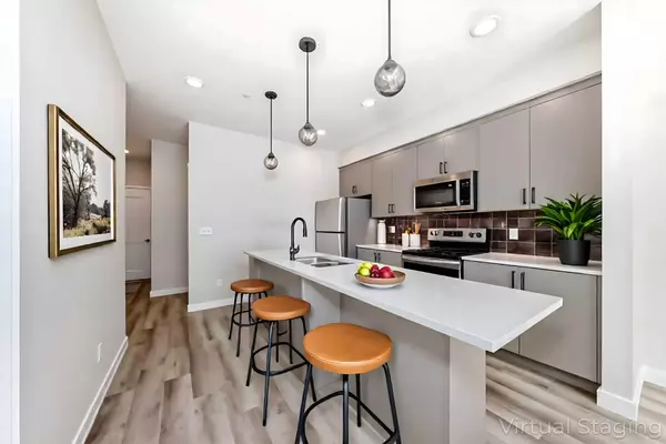 Calgary, AB T2Y 0X6,660 Shawnee SQ Southwest #212