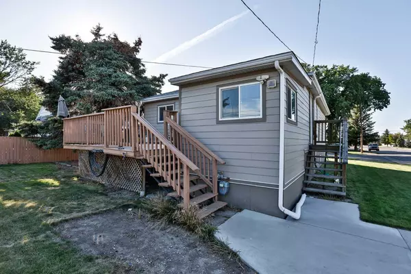 Taber, AB T1G 1B6,5226 43 AVE South