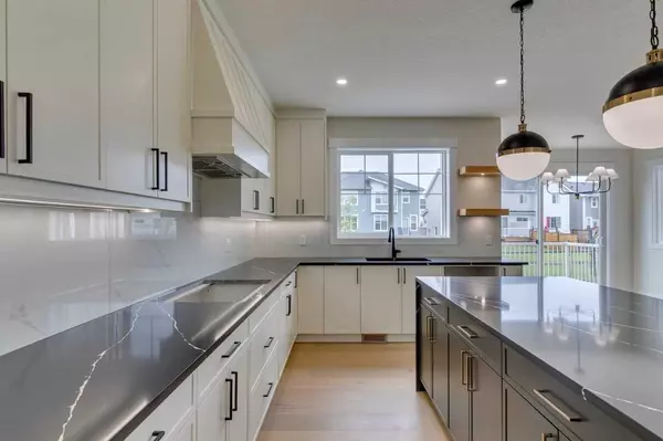 Chestermere, AB T1X2Y4,39 South Shore RD