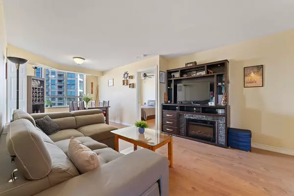 Toronto E09, ON M1P 5B4,115 Omni DR #603