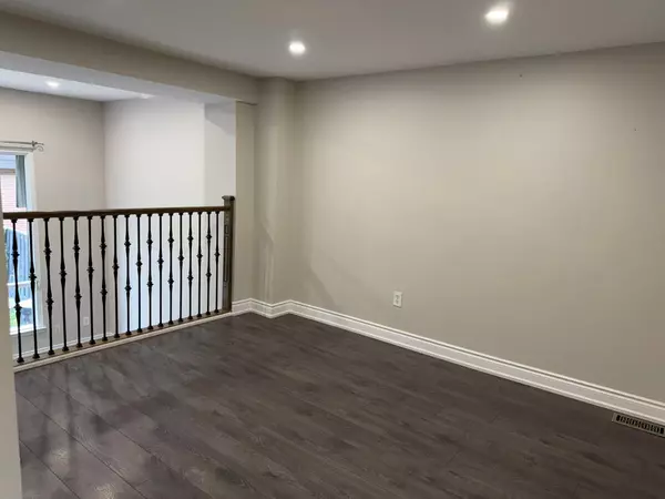 Brampton, ON L6T 1W7,65 Darras CT