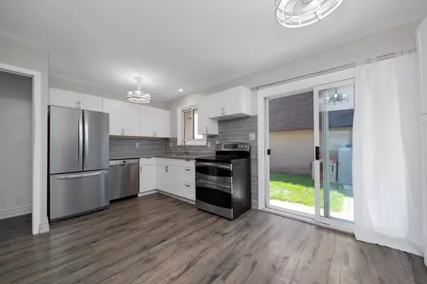 Halton Hills, ON L7G 4K3,20 Mountainview RD S #25