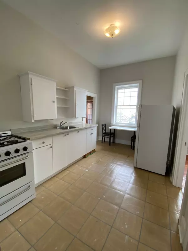 Brant, ON N3L 1J9,10 Mechanic ST #3