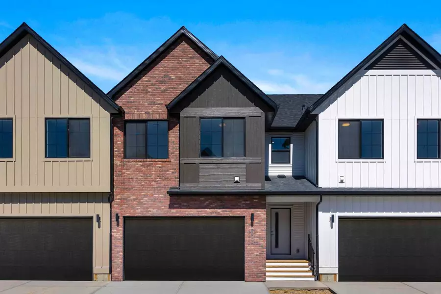 201 Cooperswood GN Southwest #1003, Airdrie, AB T3B 3Y6