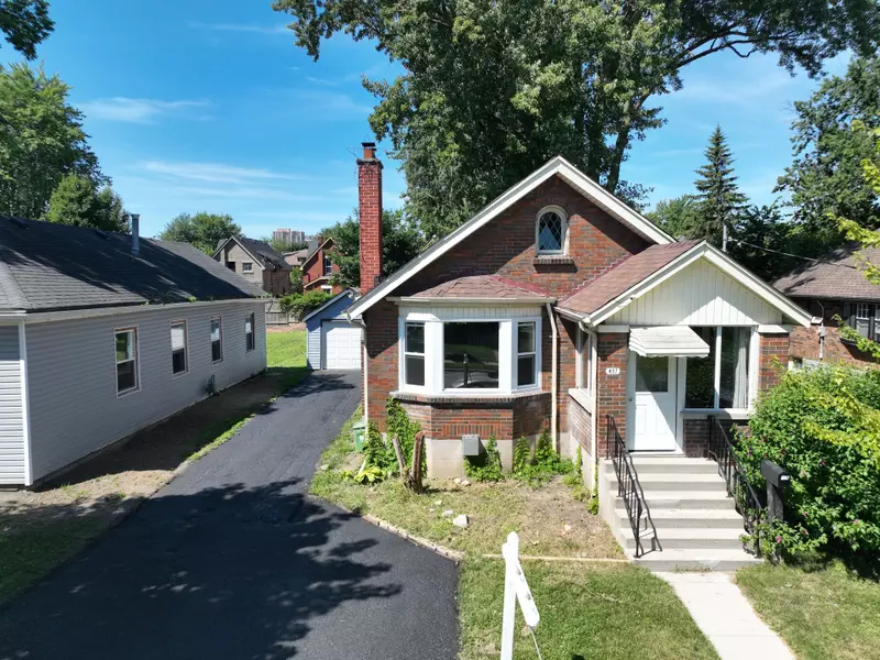 437 Charlotte ST, London East, ON N5W 4A5
