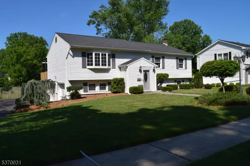 Wayne Twp., NJ 07470,7 Hanover Pl
