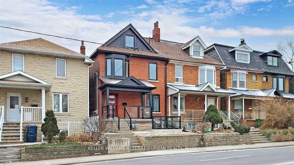 Toronto C01, ON M6H 3K8,783 Dufferin ST #1