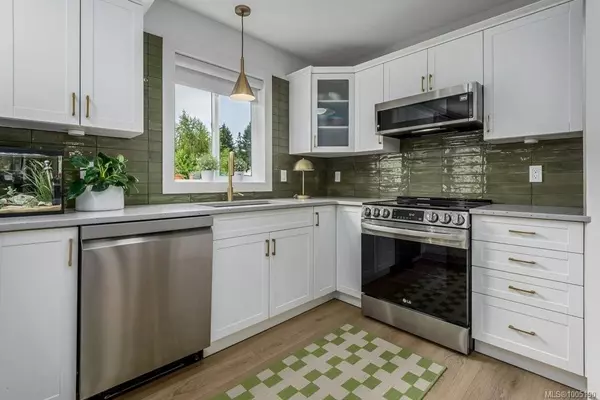 Courtenay, BC V9N 9W8,2966 Elderberry Cres