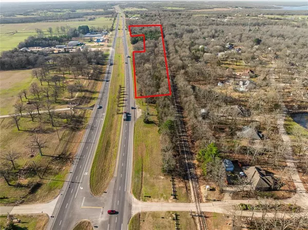 Powderly, TX 75473,0000 N Hwy. 271