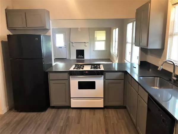 Fort Worth, TX 76109,3217 Rogers Avenue