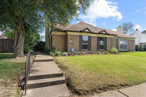 7616 Cousteau Drive, Rowlett, TX 75088