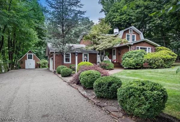 31 Old Stirling Rd, Warren Twp., NJ 07059