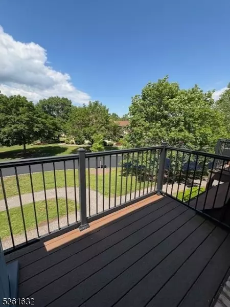 Raritan Twp., NJ 08822,904 Yorkshire Dr