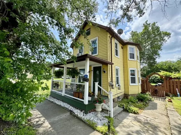 25 Decatur St, Knowlton Twp., NJ 07832