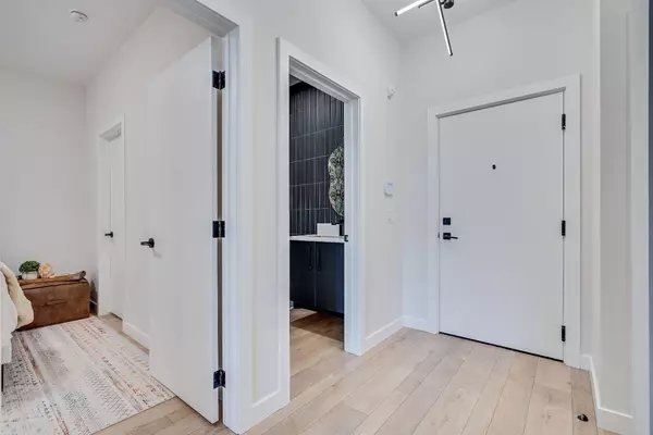 Calgary, AB T3H 6H6,835 78 ST Southwest #205