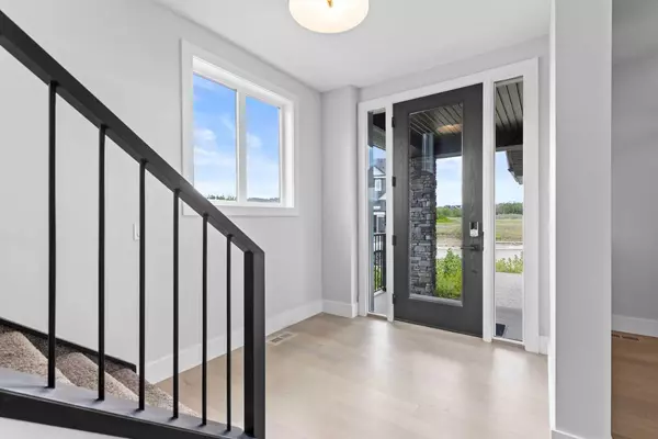 Calgary, AB T2X 5G5,205 Creekstone HL SW