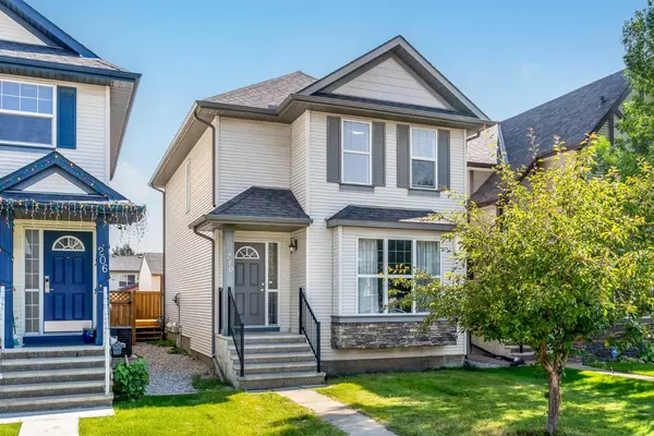 Calgary, AB T3M 0G7,210 Cranberry PL SE