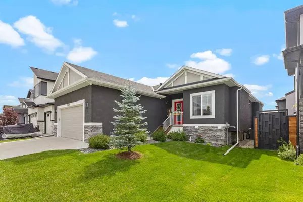 Carstairs, AB T0M 0N0,1366 Lackner BLVD