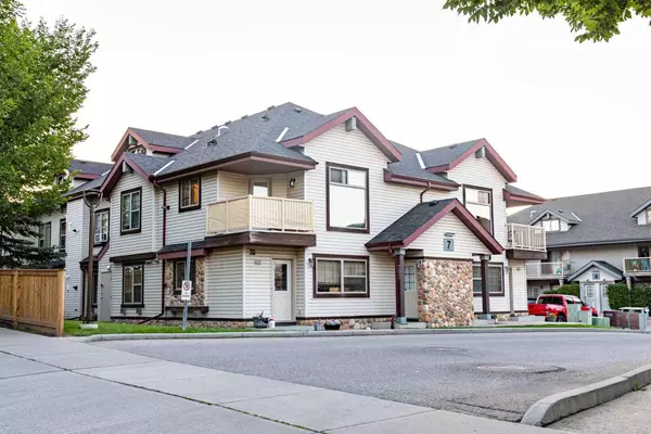 Calgary, AB T2Y5J5,7 Everridge SQ SW #201