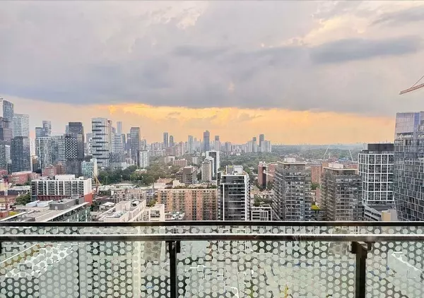 Toronto C08, ON M5A 0X6,70 Princess ST #2801