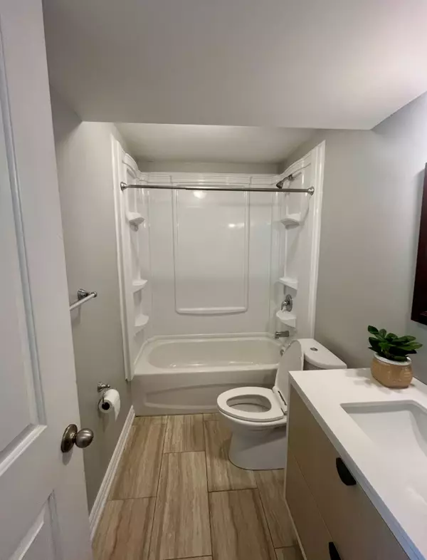 Innisfil, ON L9S 0H5,1385 Hunter ST #Basement