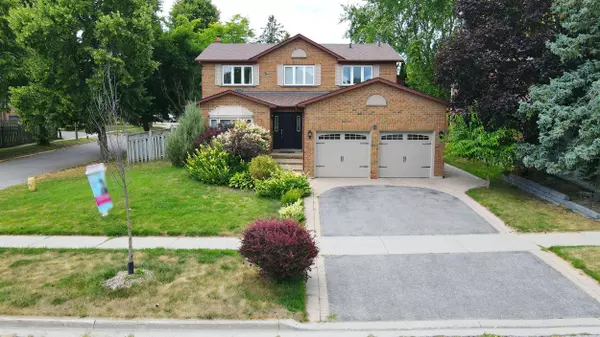 9 Hickory DR, Markham, ON L3P 6S7