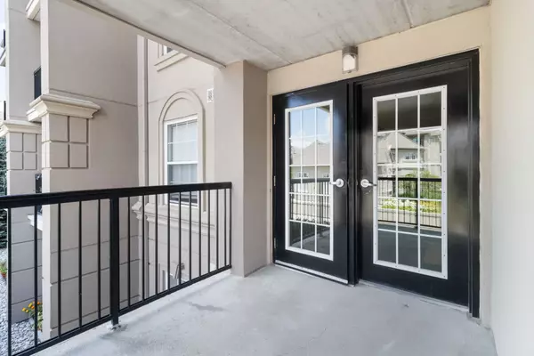 Milton, ON L9T 7S9,1390 Main ST E #205