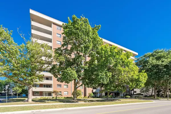 1415 Ghent AVE #207, Burlington, ON L7S 1X4