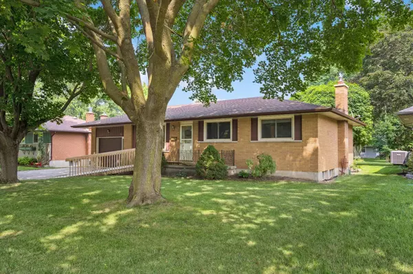 Woolwich, ON N3B 1W9,9 Robin DR