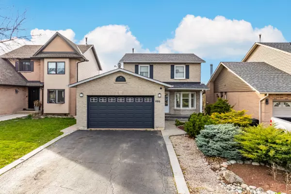 680 Rexford DR, Hamilton, ON L8W 3G1