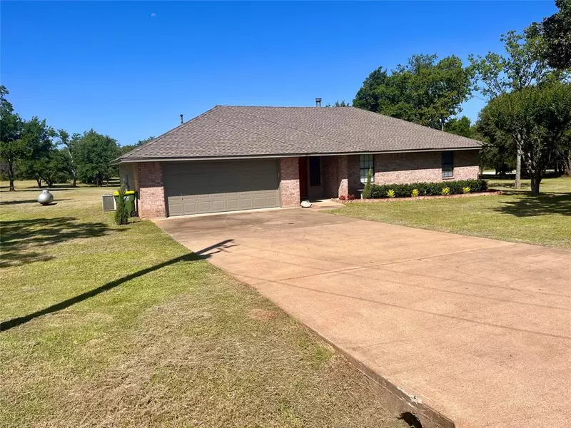 261 Thousand Oaks Drive, Whitney, TX 76692
