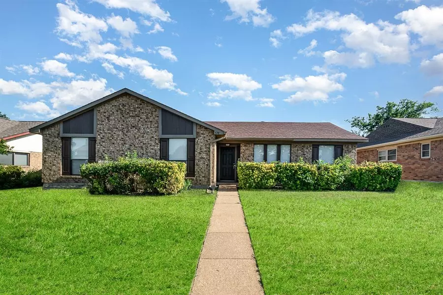 828 Harvest Glen Drive, Plano, TX 75023