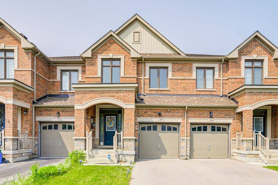 24 Briarfield AVE, East Gwillimbury, ON L9N 0P5
