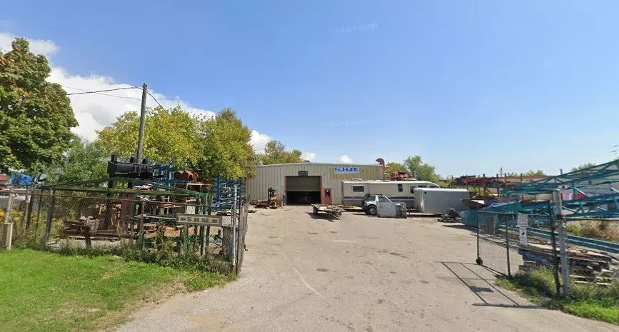 Oshawa, ON L1H 7N9,1019 Nelson ST #1