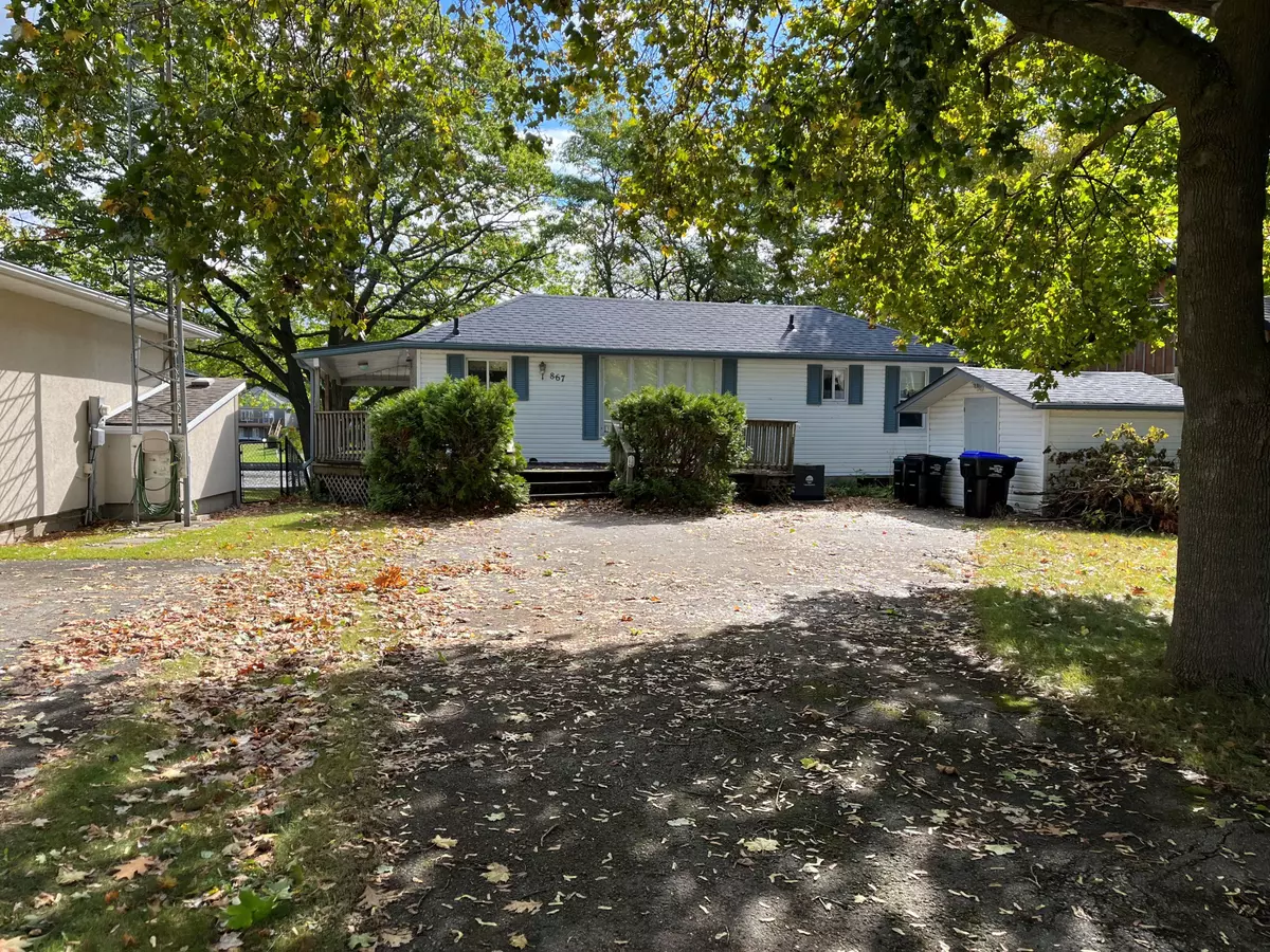 Wasaga Beach, ON L9Z 2H5,867 Mosley ST