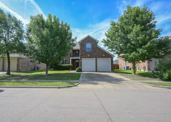 Grand Prairie, TX 75054,2811 S Serrano