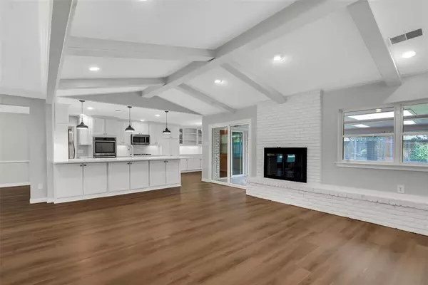 Dallas, TX 75244,4625 Willow Lane