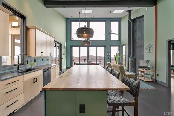 Monroe, VA 24574,122 Indigo RDG