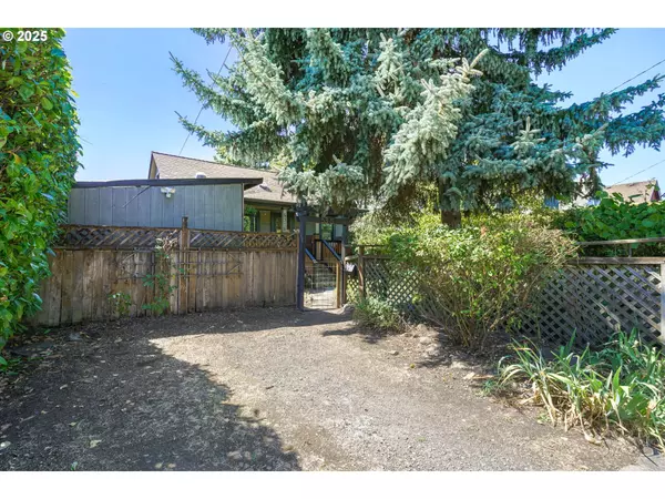 Portland, OR 97211,5315 NE 23RD AVE