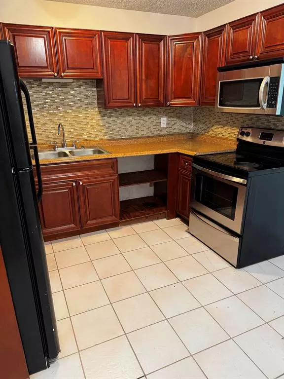 Greenacres, FL 33463,4239 Empire Way