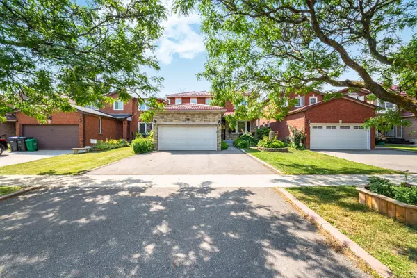 Mississauga, ON L5R 1P9,325 Harrowsmith DR